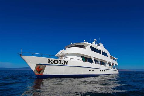 Koln Tourist Superior Yacht *** - Guide Ecuador Travel