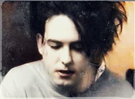 Rs Robert Smith Musician The Cure Members Chain Of Flowers What