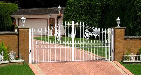 Driveway Gate Installation North Hollywood Electric And Automatic