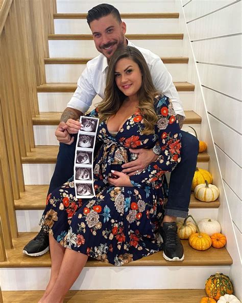 Pregnant Brittany Cartwright Shows Off Baby Bump: See Photos