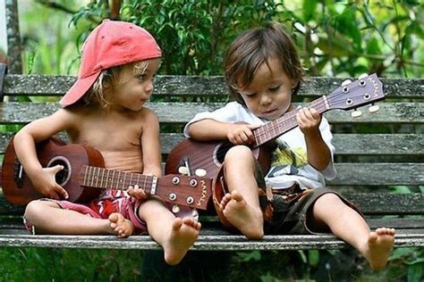 Enfants musiciens