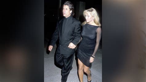 Pamela Anderson Marries Movie Producer Jon Peters