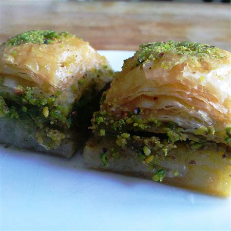 Traditional Lebanese Baklava Recipe - Bios Pics