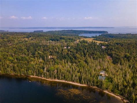 4.7 acres in Waldo County, Maine