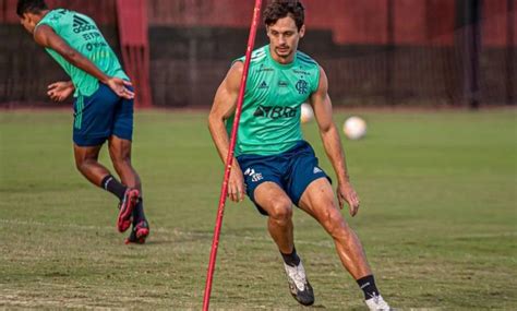 Rodrigo Caio avança em recuperação e pode ser relacionado pelo Flamengo