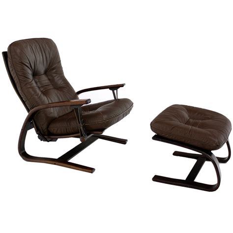 Danish Mid Century Modern Leather Recliner Lounge Chair at 1stDibs | modern recliner