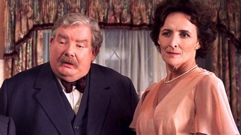 J.K. Rowling'in Kaleminden "Vernon ve Petunia Dursley" Hakkında Her Şey – Fantastik Canavarlar