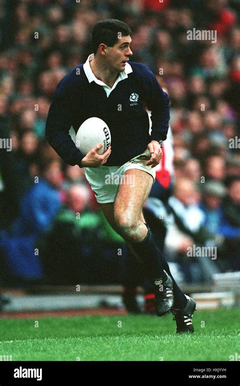 GAVIN HASTINGS SCOTLAND & WATSONIANS RU 18 January 1993 Stock Photo - Alamy