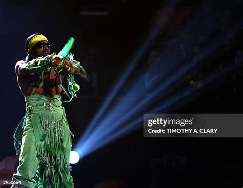 Us Grammys Outkast Performs Photos And Premium High Res Pictures