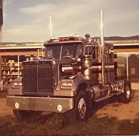 Pin By Mark Maida On White Western Star Trucks Western Star Trucks