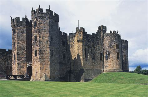 Mrs Hoochs Flying Class Alnwick Castle Harry Potter Places Harry