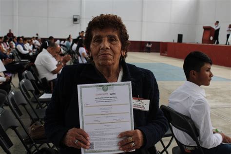 Entrega Ieea Certificados Del Nivel Primaria Y Secundaria En Teziutl N