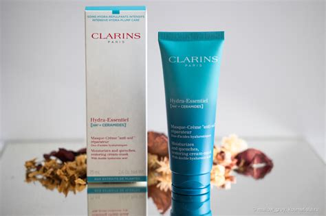 Двойное увлажнение Обновлённые Clarins Hydra Essentiel HA2 Serum