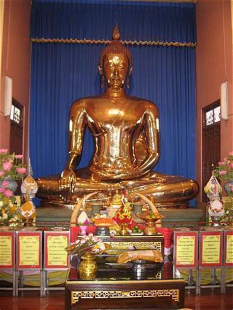 Wat Traimit, Golden Buddha