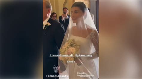 Il Video Delle Nozze Di Alessandra Mastronardi L Ingresso In Chiesa A