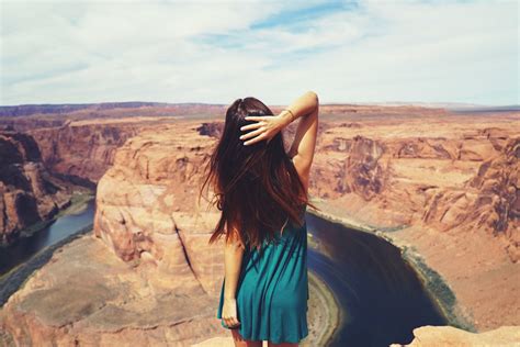 Fondos De Pantalla Mujer Modelo Pelo Largo Castaño Cabello