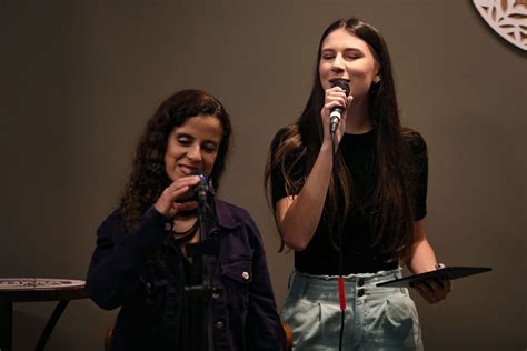 Sara Bentes E Valentina Rocha Estreiam Novo Show Nos Palcos Cariocas