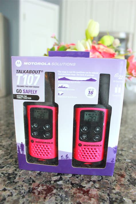 Motorola Talkabout T100 - Budget Savvy Diva