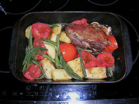 Lammkeule Mit Kartoffeln Tomaten Und Gr Nen Bohnen Chefkoch