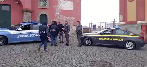 Pozzuoli Appalto E Malaffare Al Via I Controlli Al Rione Terra