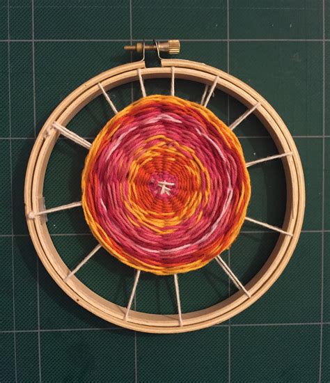 Circular Weaving With Bakers Twine