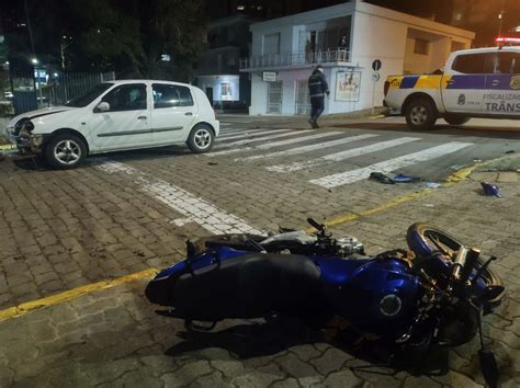 Acidente deixa motociclista ferido em Bento Gonçalves Trânsito