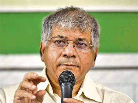 Prakash Ambedkar Reaction Over Mns Raj Thackeray Support To Mahayuti