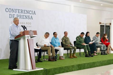 Amlo Apoyaré Al Hombre O Mujer Que Gane La Encuesta Presidencial De