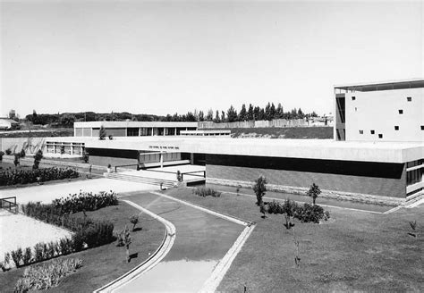 Escola Padre António Vieira Fundación Docomomo Ibérico