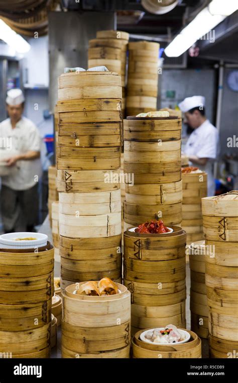 Dim Sum preparation in a restaurant kitchen in Hong Kong, China (MR/PR Stock Photo - Alamy