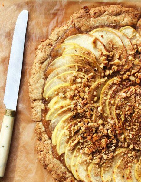 Apples Tart With Applesauce And Walnuts — Rustic Apple Tart — Eatwell101