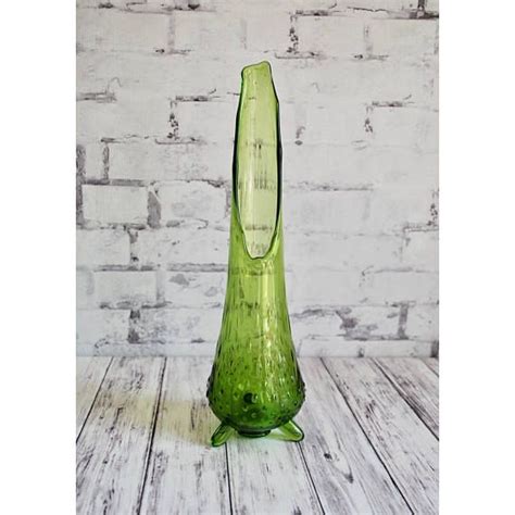 Vase Green Le Smith Fayette Hobnail Vase 14 Tall Etsy Green Glass Vase Hobnail Vase Modern