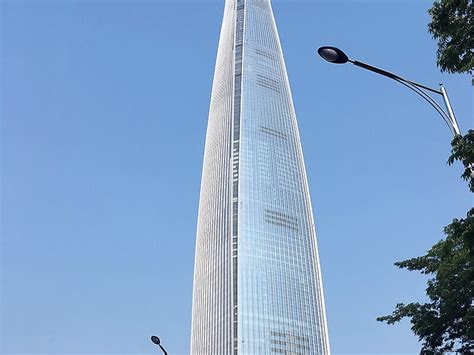 Lotte World Tower In Seoul South Korea Tripomatic