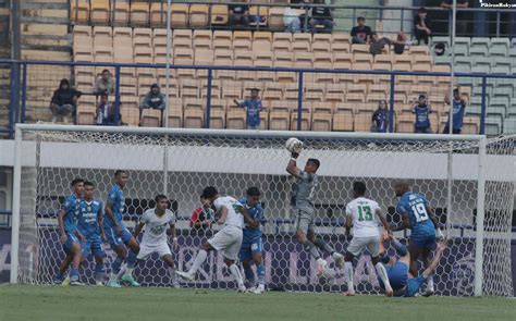 Persib Bandung Taklukan Persikabo Pikiran Rakyat