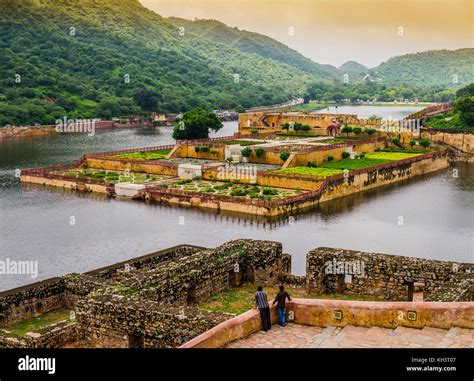 Amber Fort Gardens On Maota Lake Jaipur India Stock Photo Alamy