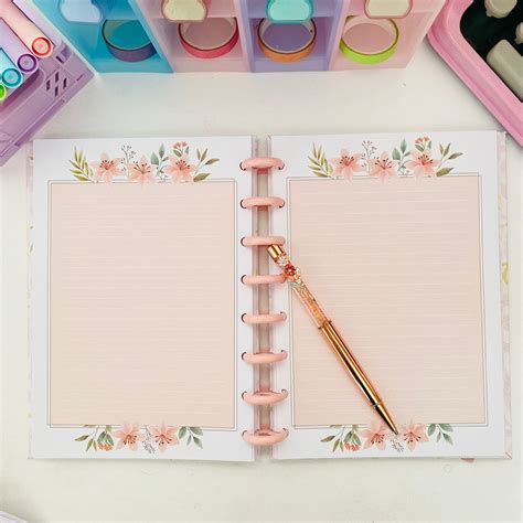 Caderno Com Folha Decorada - Caderno de Disco A5 com Folhas Decoradas - Floral Elegante - Buendía