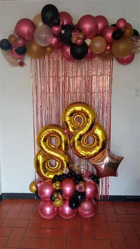 Decoración y bouquet de 88 años mujer Woman