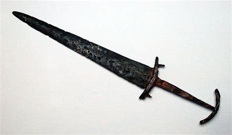 Baselard: A Medieval Dagger - Samurai Swords Store