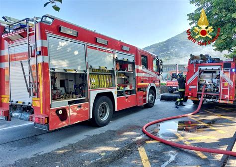 Bari Padre E Figlio Cadono In Cisterna Di Vino Morti Per Esalazioni