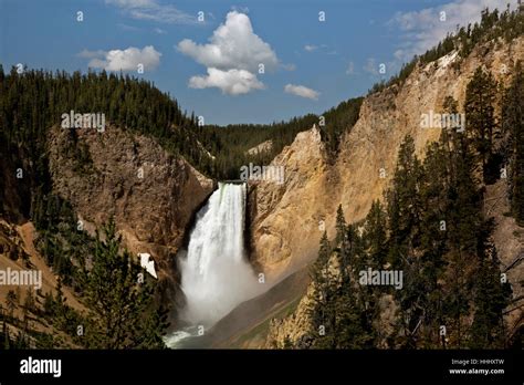 Wy02099 00washington Lower Falls In The Grand Canyon Of The