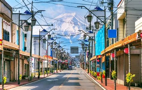 Fujisan Hinikawa Timepiece Store Lawson Kawaguchiko Station Front