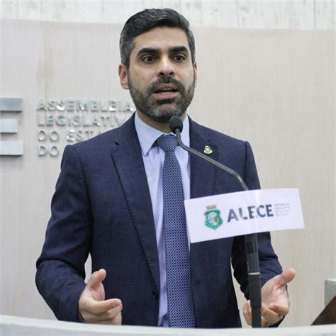 [pÚblicoa PolÍtica] Alece Aprova Voto De Pesar à Família De Roberto