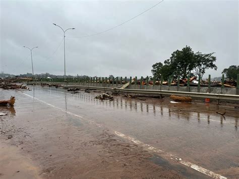 Ponte Da Br Sobre O Rio Taquari Deve Ter Uma Pista Liberada