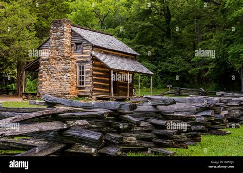 John Oliver Cabin Cades Cove Hi Res Stock Photography And Images Alamy