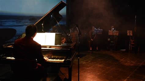 aaron mendoza improvisando en concierto youtube