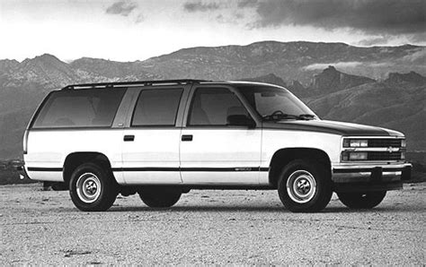 Used 1992 Chevrolet Suburban C1500 4dr Suv Consumer Reviews 6 Car Reviews Edmunds