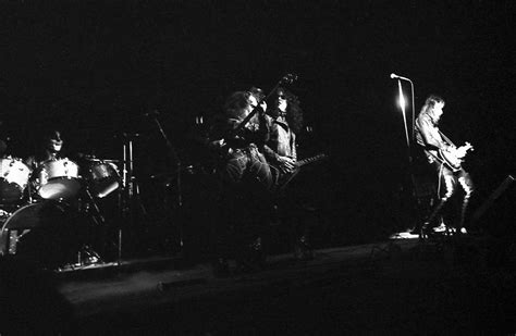 KISS NYC December 31 1973 KISS Photo 41899443 Fanpop