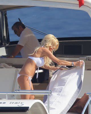 Victoria Silvstedt Showing Her Tits And Ass And Posing With Rope Porn Pictures Xxx Photos Sex