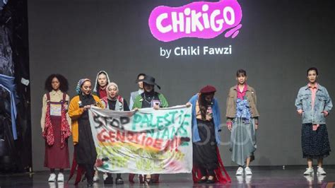 Aksi Stop Genosida Palestina Di Catwalk Spotlight Indonesia Tempo Co