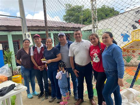 300 Niños de veredas de Anzoátegui recibieron regalos de Navidad Don